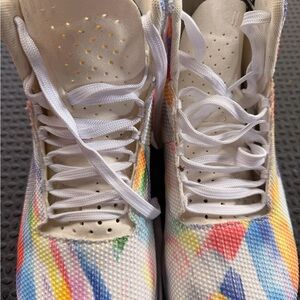 NOBULL outwork edge pride multicolor